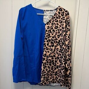 Colorblock cheetah and blue blouse 2XL pullover v-neck